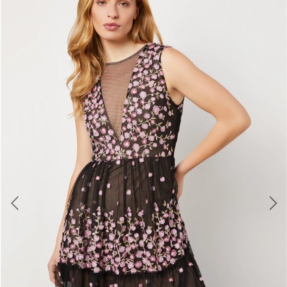 BCBG Size 2 Evening Dress in Black - Picture 3 of 12